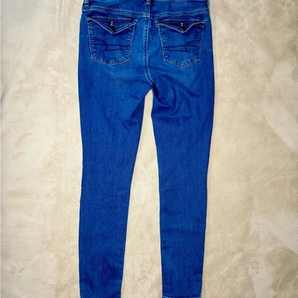 American Eagle - Picture 3 of 7